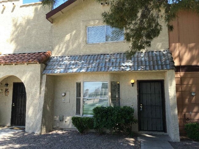 property at 894 Slumpstone Way