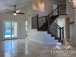 445 N Lexington Dr in Folsom, CA - Building Photo - Building Photo