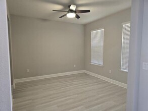 10916 Honor Rd in Citrus Park, FL - Building Photo - Building Photo