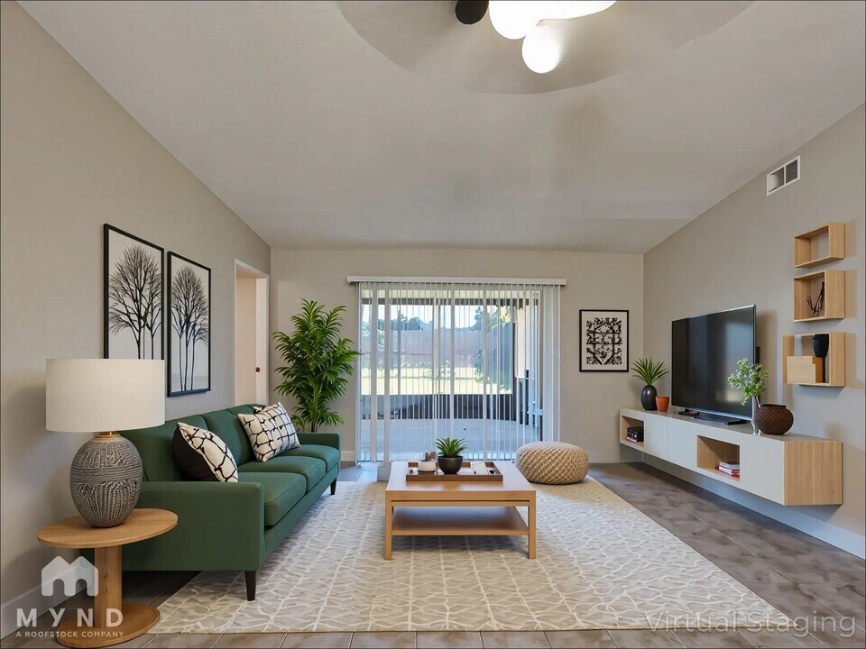 712 Stillview Cir in Brandon, FL - Building Photo