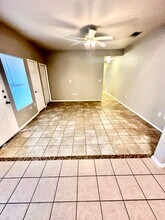 15312 Kamary Ln in San Antonio, TX - Foto de edificio - Building Photo