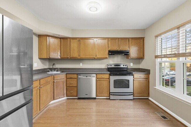 335 Fullerton Pl in Abingdon, MD - Building Photo - Building Photo