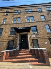 295 Hawthorne Ave in Newark, NJ - Building Photo - Building Photo