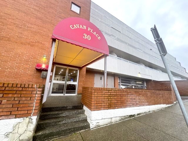 30 Cavan St in Nanaimo, BC - Building Photo