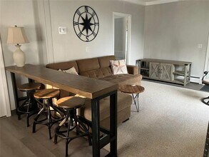 161 Charlotte Dr in East Greenwich, RI - Building Photo - Building Photo