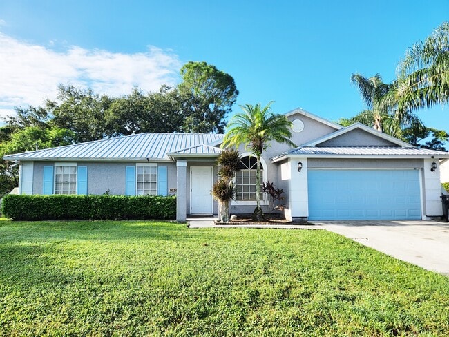 property at 1626 SW Bascom Ave