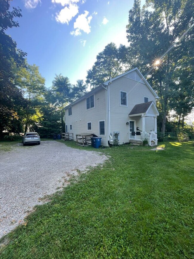 property at 230-232 Brookridge Ct