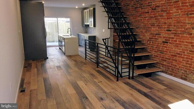 2309 Cross St in Philadelphia, PA - Building Photo - Building Photo