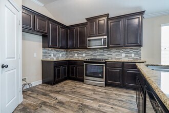 18123 Willow Edge Dr in Tomball, TX - Building Photo - Building Photo