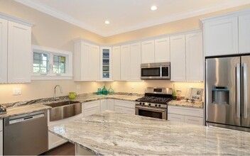 47 Alpine St in Boston, MA - Building Photo - Building Photo
