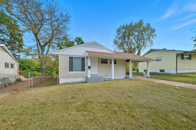 237 Grampian Rd in St. Louis, MO - Building Photo - Building Photo