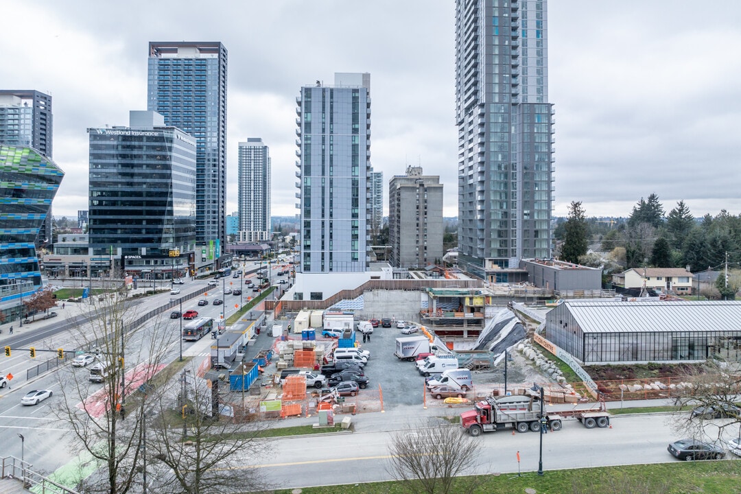 Century City Holland Park in Surrey, BC - Building Photo