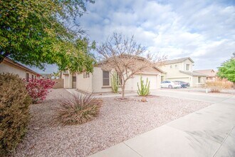 2586 W Bartlett Way in San Tan Valley, AZ - Building Photo - Building Photo