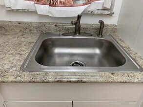 180 NE 12th Ave, Unit 14D in Hallandale Beach, FL - Building Photo - Building Photo