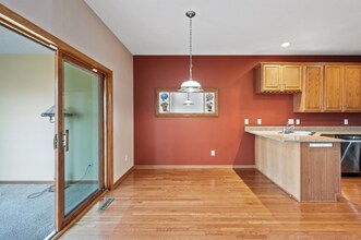 5046 Yuma Ln N in Plymouth, MN - Building Photo - Building Photo