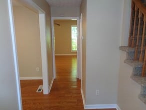 5110 Salem Dr in Stone Mountain, GA - Foto de edificio - Building Photo