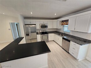 3027 SW 23rd Ave in Cape Coral, FL - Building Photo - Building Photo