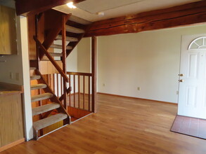 122-129 W 9th Ave in Columbus, OH - Building Photo - Interior Photo