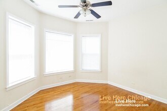 855 W Cornelia Ave in Chicago, IL - Building Photo - Building Photo