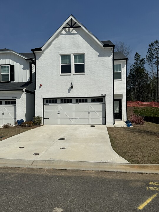 1544 Purple Cone Flower Ave in Mableton, GA - Building Photo
