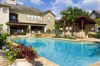 23200 Forest N Dr photo'