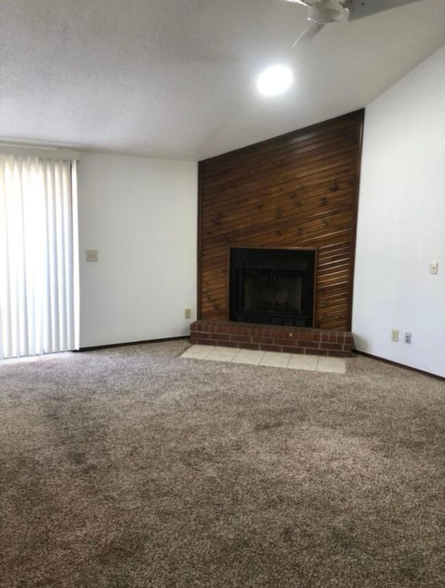 1908 Christie Dr in Midwest City, OK - Building Photo - Building Photo