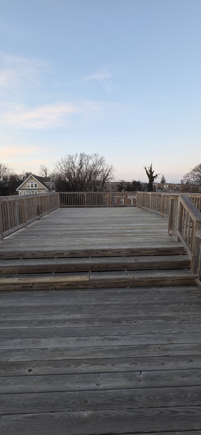 property at 2461 Shirley Ave