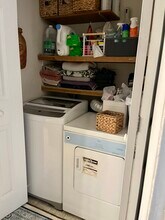 28 Scarborough Ln, Unit Pavillion in Wappingers Falls, NY - Foto de edificio - Building Photo