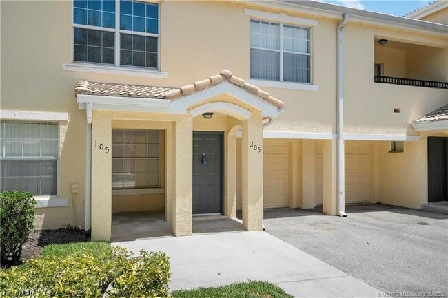 170 SW Peacock Blvd, Unit 205 in Port St. Lucie, FL - Building Photo - Building Photo