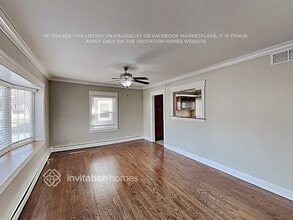 4301 W 99th Pl in Oak Lawn, IL - Building Photo - Building Photo