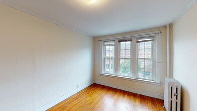 18 Glenville Ave, Unit Glenville Ave Allston in Boston, MA - Building Photo - Building Photo
