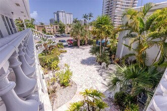 915 Intracoastal Dr, Unit 9 in Fort Lauderdale, FL - Foto de edificio - Building Photo