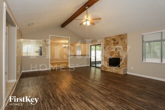 10178 Indian Princess Rd W in Jacksonville, FL - Foto de edificio - Building Photo