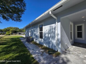 2166 79th Ave, Unit AUCPRX in Vero Beach, FL - Building Photo - Building Photo