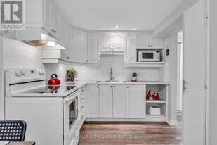 771 Eversley Dr in Mississauga, ON - Building Photo