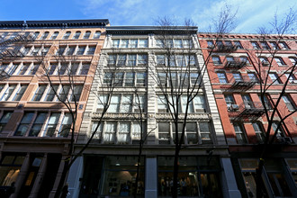 116-118 Wooster St in New York, NY - Building Photo - Building Photo