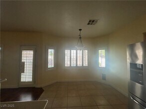 8841 Blue Wolf St in Las Vegas, NV - Building Photo - Building Photo