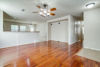 7940 Meadow View Tr in Fort Worth, TX - Building Photo - Building Photo