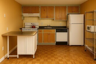 94 Beacon St in Somerville, MA - Building Photo - Building Photo