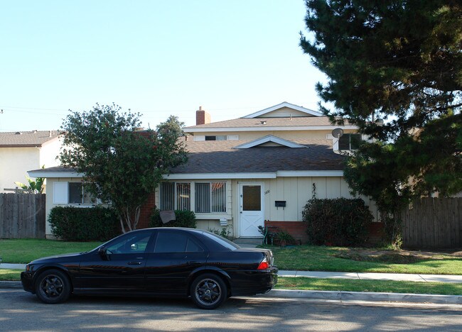1400 Glenwood Dr in Oxnard, CA - Building Photo - Building Photo