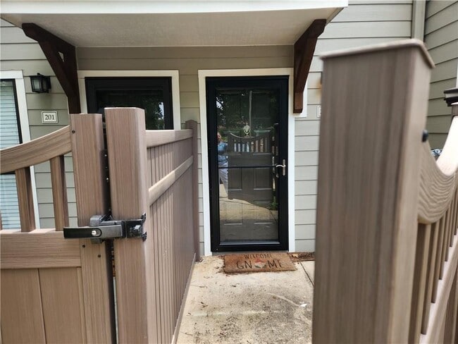 property at 202 Park Ridge Cir
