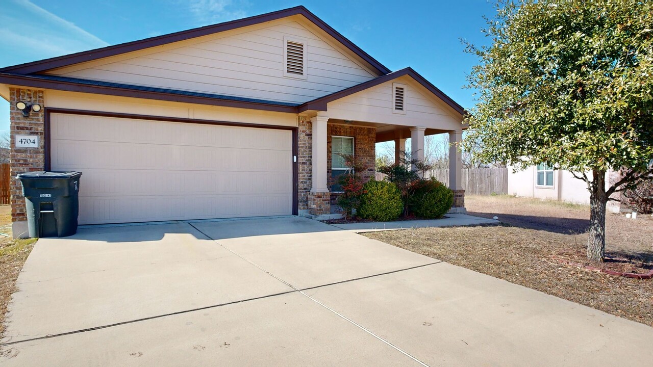 4704 Black Forest Ln in Killeen, TX - Building Photo