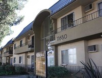 Building Photo - National Apartments in Los Angeles, California