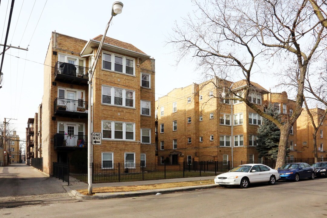 4810-4820 N Avers Ave in Chicago, IL - Foto de edificio