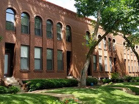 4343 Laclede Ave, Unit G in St. Louis, MO - Building Photo