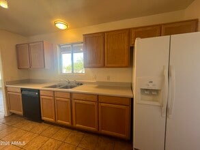 1377 Leon Way in Sierra Vista, AZ - Building Photo - Building Photo