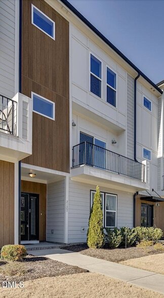 property at 2127 Big Falls Dr
