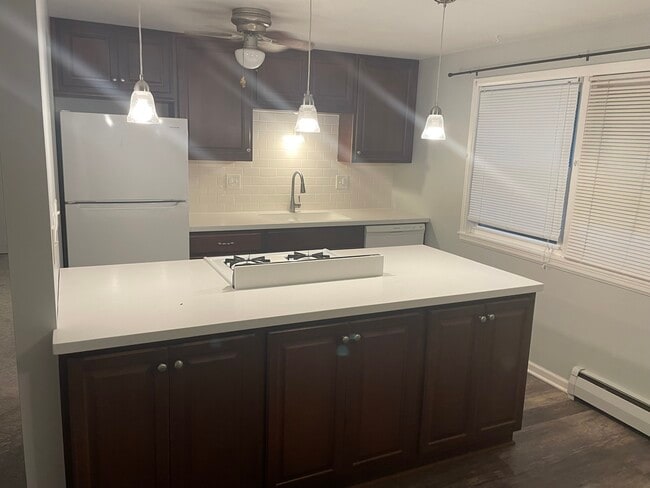 property at 844 Village Quarter Rd