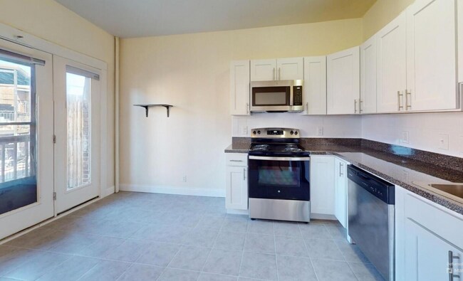 1157 Commonwealth Ave, Unit 1 in Boston, MA - Foto de edificio - Building Photo