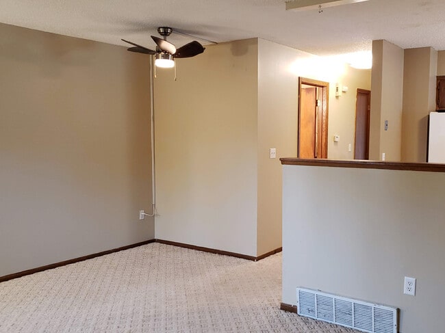 4205 22nd Ave NW in Rochester, MN - Building Photo - Building Photo